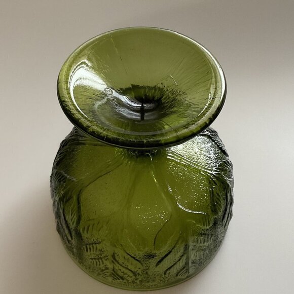 VINTAGE 1978 FTD EMBOSSED OAK LEAF GREEN GLASS CHALICE - Picture 5 of 8